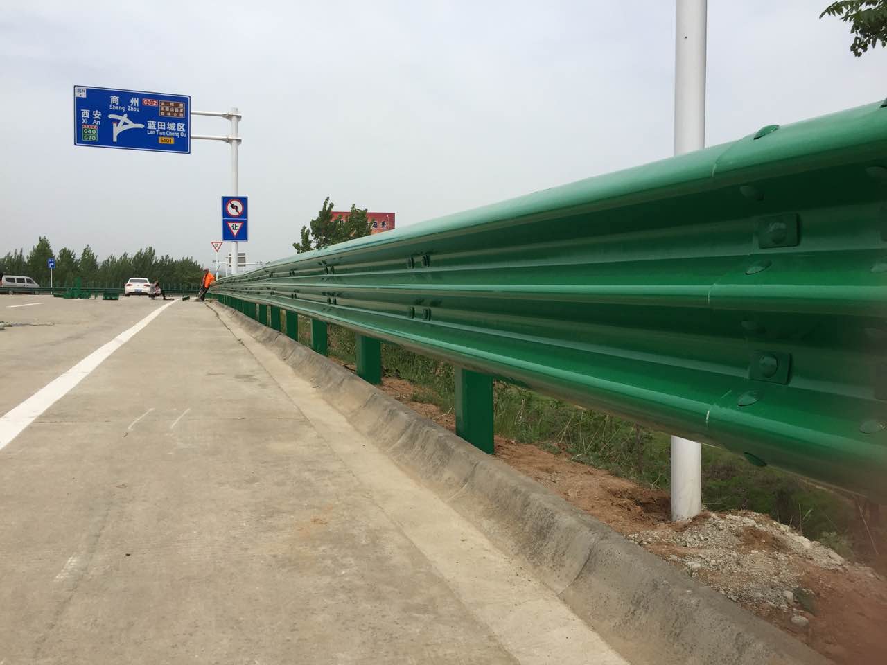 1679475962925065.jpg 波形護(hù)欄 (10) - 副本.jpg